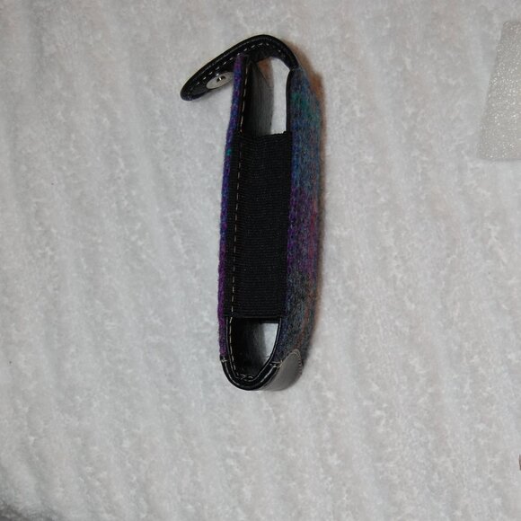 Harris Tweed Hand Woven in the Outer Hebrides Small Case W/Snap Closure - Picture 6 of 9